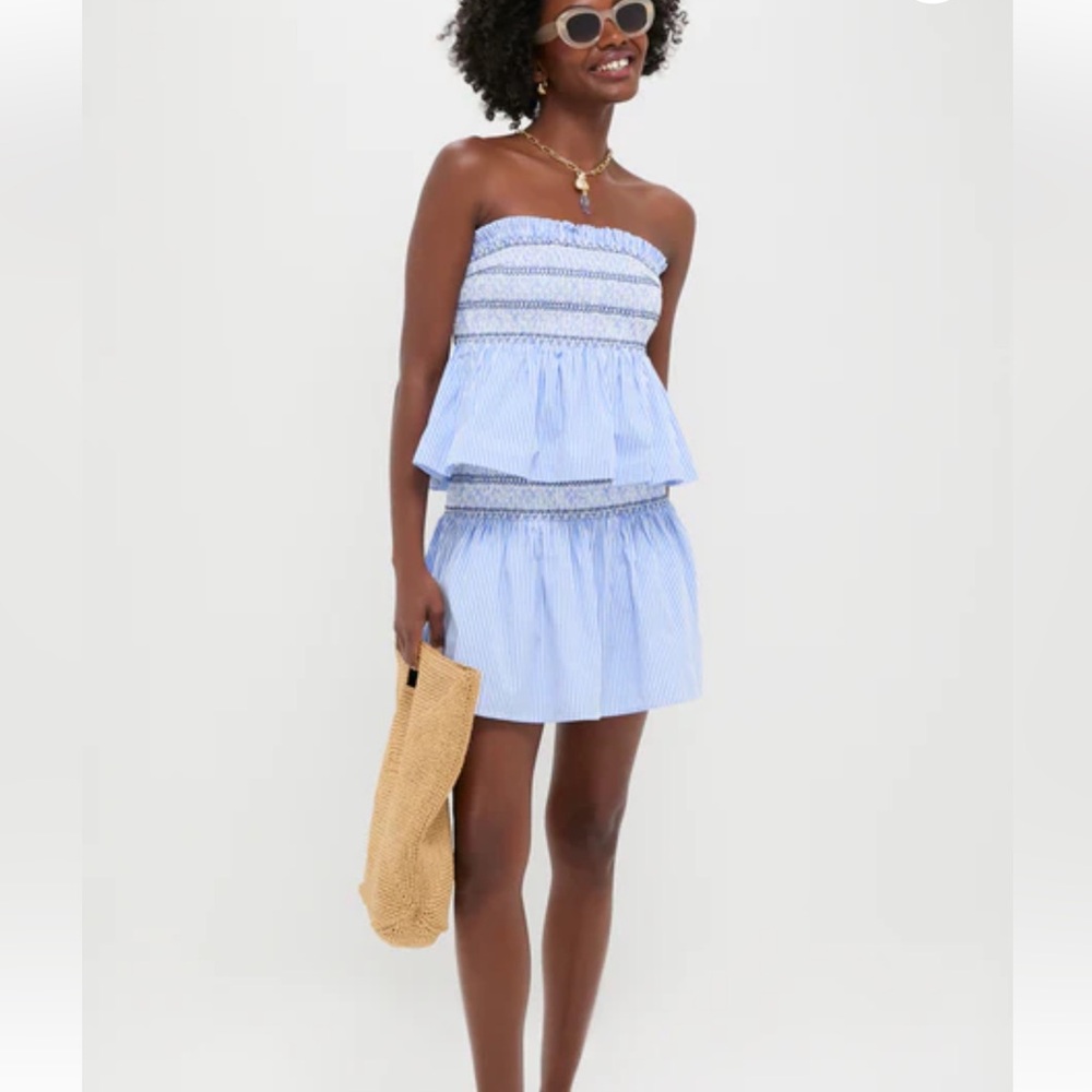 Tuckernuck Pomander Place Ellara Top Size S Blue White Strapless Smocked NWOT